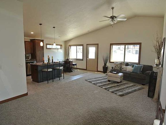 5th image of 255 Brookshire Blvd