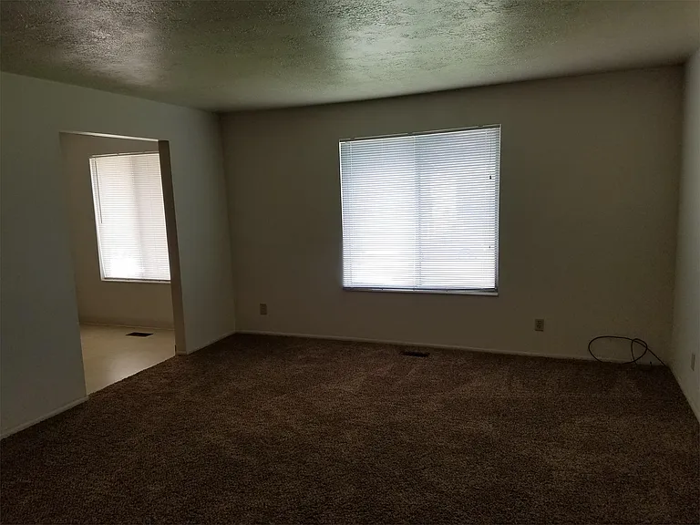 1419 W 1650 N #4 — Photo 5