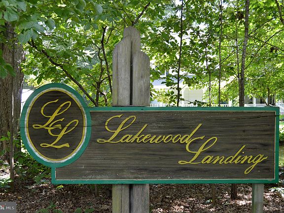 4th image of 191 Lakewood Landing Dr