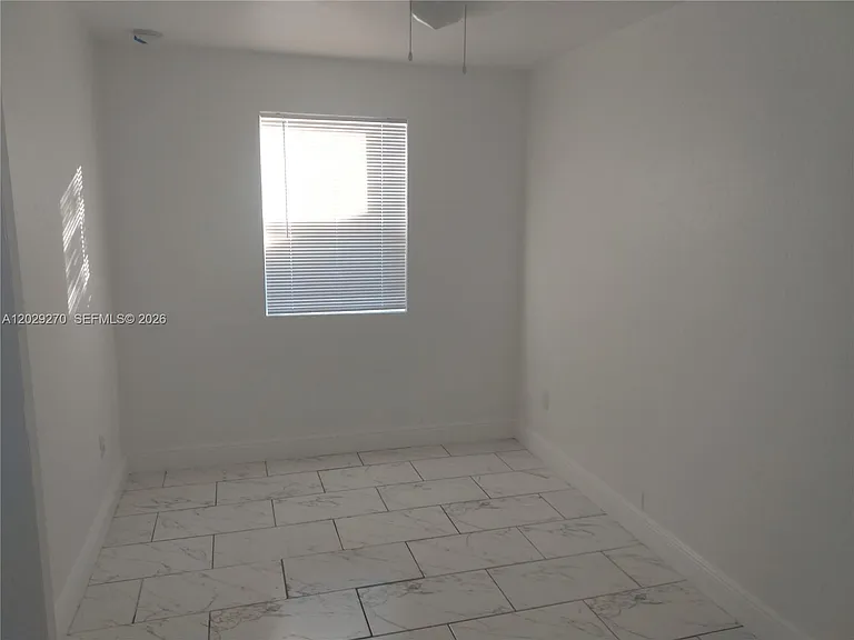 710 52nd St — Photo 22