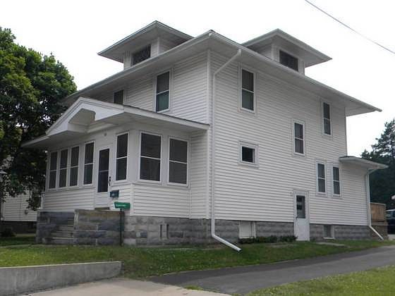 1st image of 82 N Henderson St