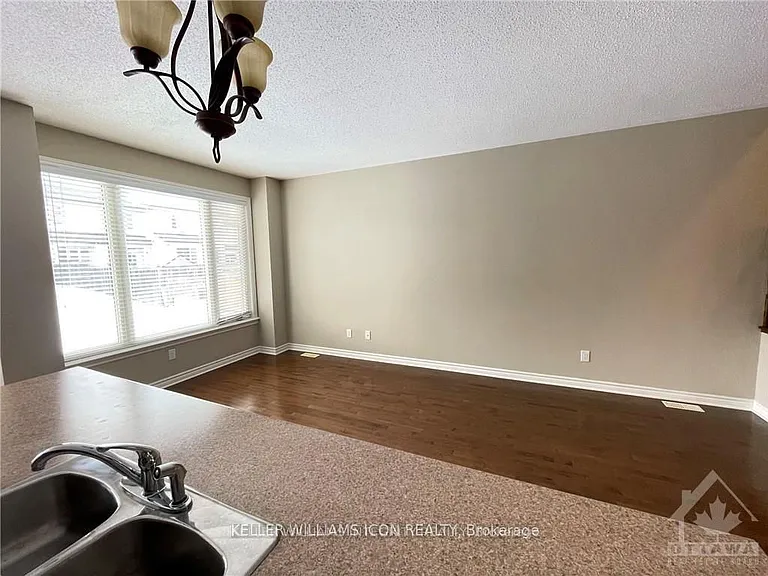 957 Fletcher Cir — Photo 6
