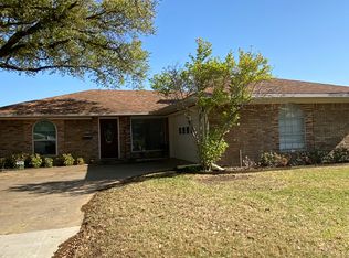 1612 Cecil Dr, Carrollton, TX 75006