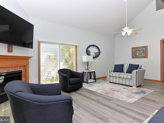 5th image of 33459 Lakeshore Pl #53054