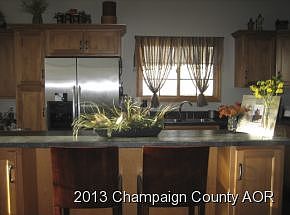 5th image of 1707 S Orchard Dr