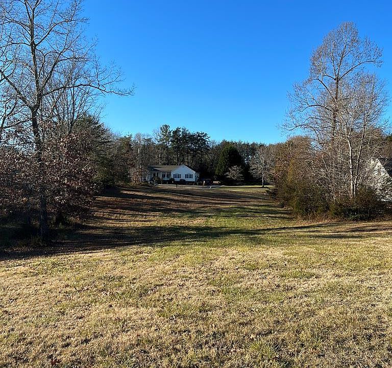 2nd image of 135 Magnolia Acres Rd