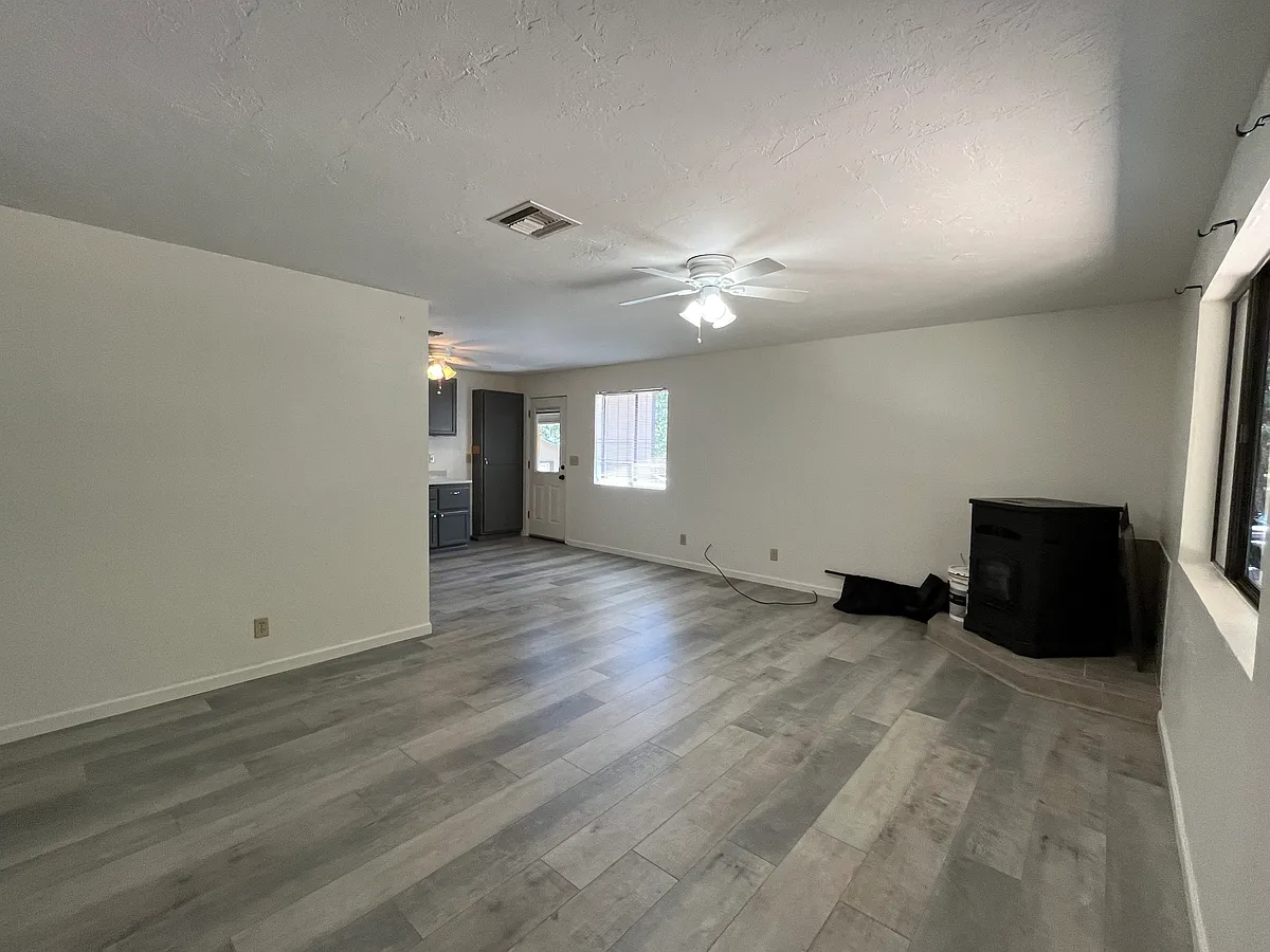 Building Photo - 3765 Papago Ln