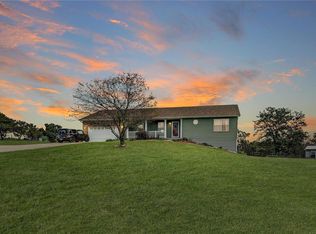 2455 Lee Pyle Rd, De Soto, MO 63020