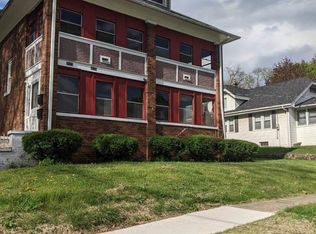 2027 Elm St, Rockford, IL 61102