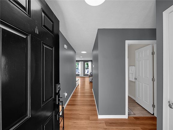 4th image of 5226 Brookmill Ct