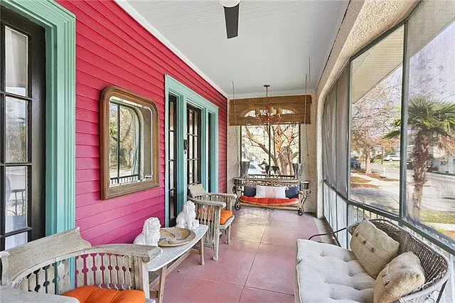 4 bed, 2.0 bath, 1900 sqft, $4,000 — Photo 2