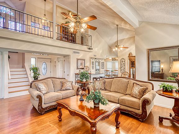 4th image of 10652 Pleasant Hill Dr