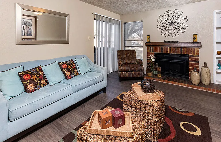 Brady Station Apartments — Photo 14