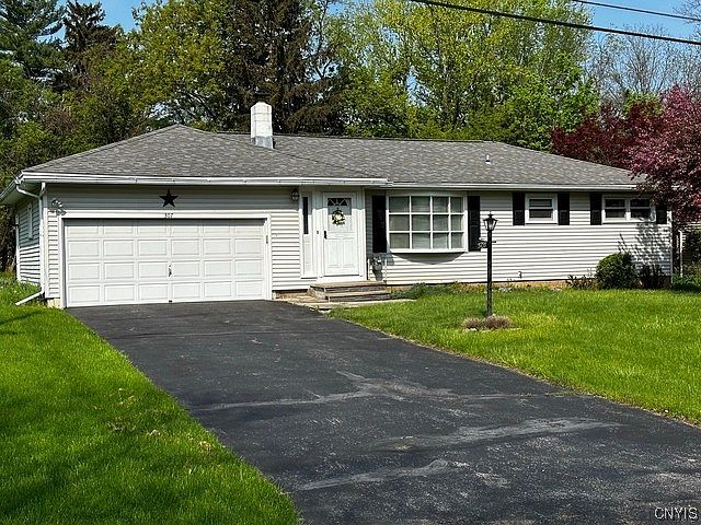 1st image of 307 Palmer Dr