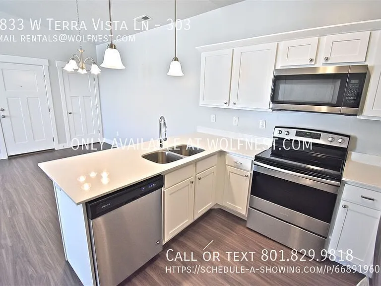 1833 W Terra Vista Ln #303 — Photo 9