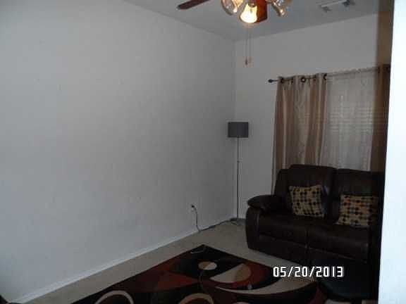 3rd image of 14927 Mills Park Ln