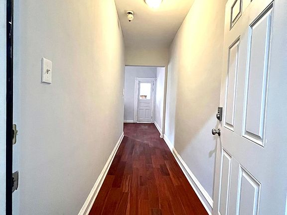 3rd image of 4224 Parkside Ave Unit 1B