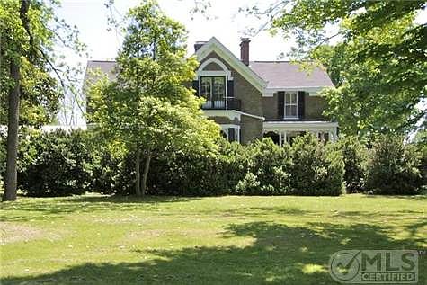 4th image of 1711 Nashville Pike