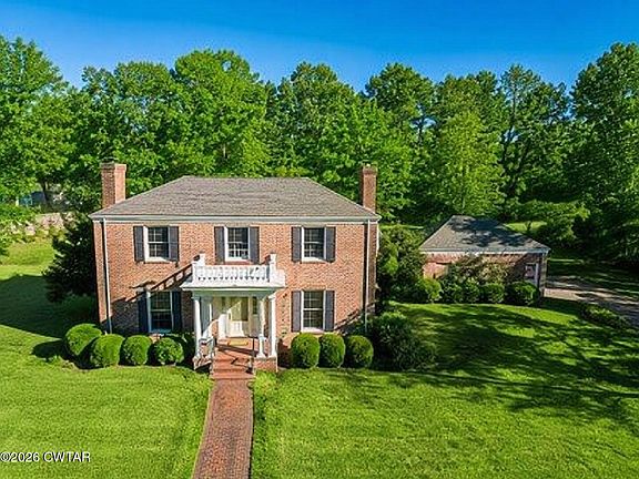 2nd image of 126 Rooks Dr