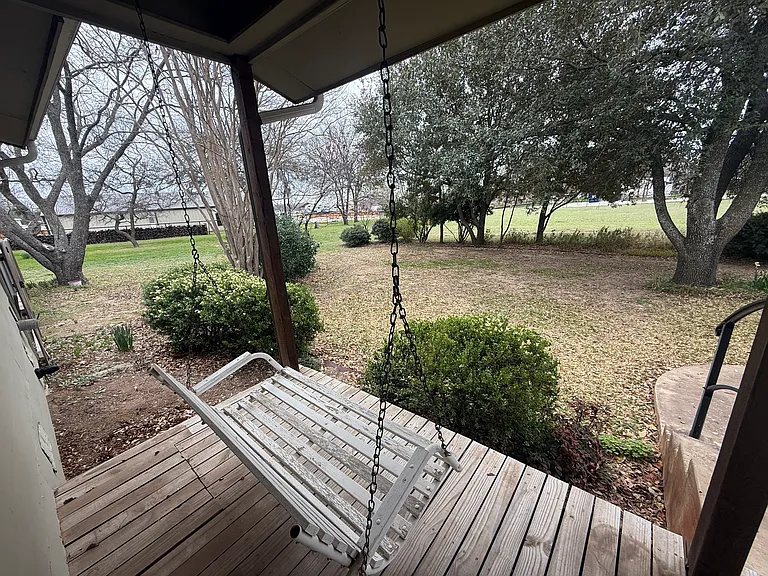 810 Jones Rd — Photo 1