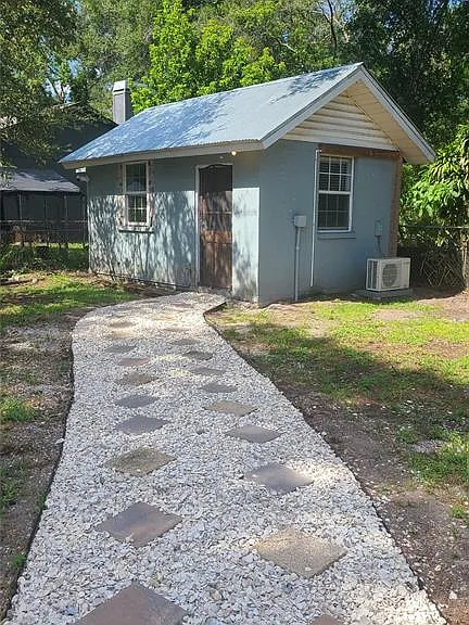 1703 E 29th Ave — Photo 30