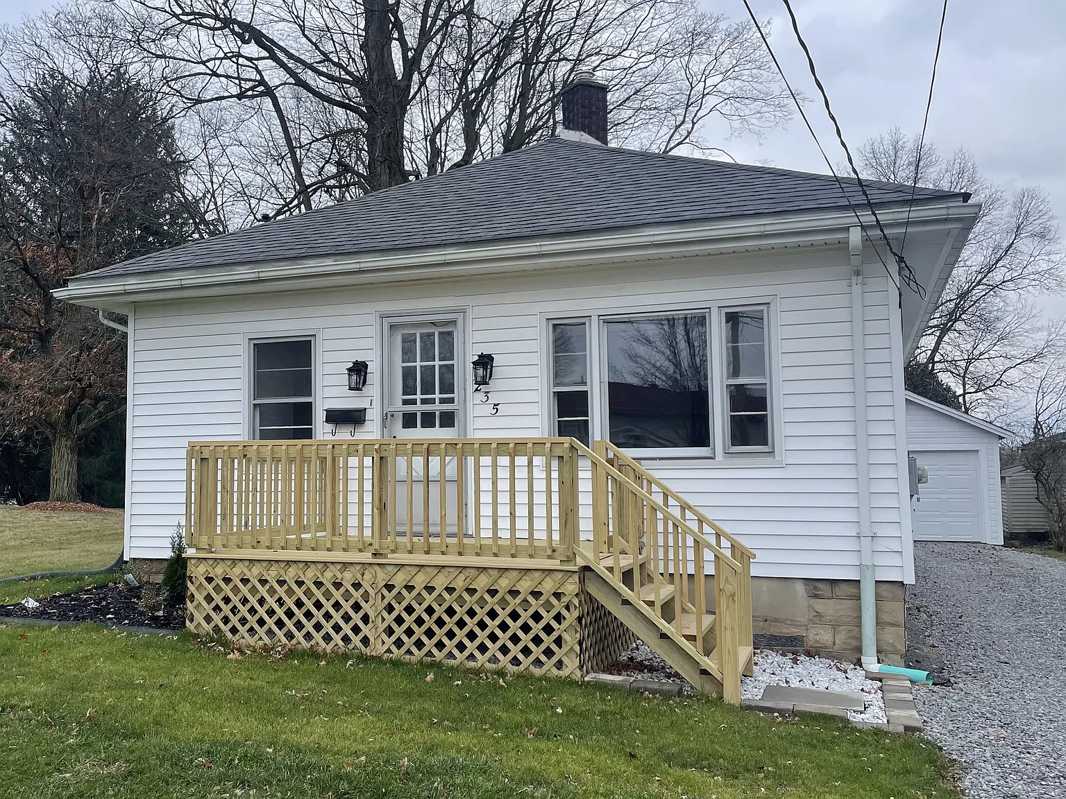 235 Meadowbrook Ave — Photo 2
