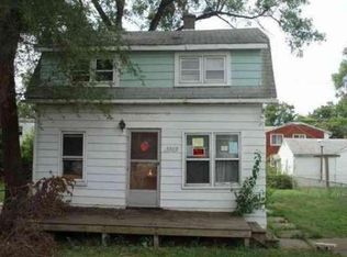 6806 Chalmers Ave, Warren, MI 48091