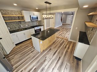 750 N Front St, Milton, PA 17847