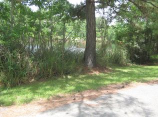 Cypress Bayou Ln, Lacombe, LA 70445