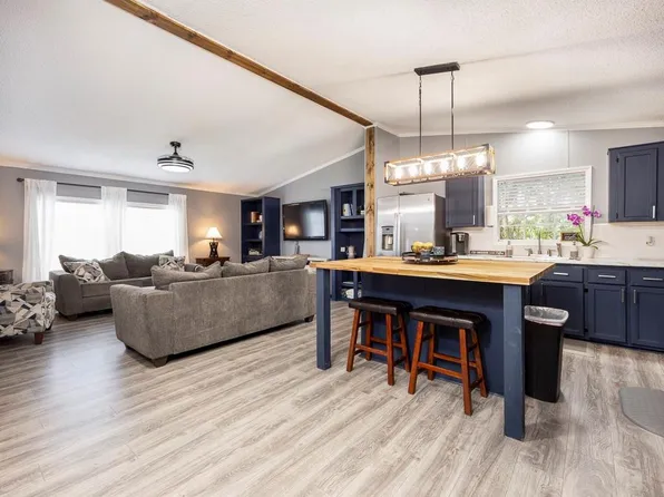 267 Kelly St, Hoboken, GA 31542