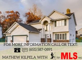 2427 Matterhorn Dr E, Maplewood, MN 55119