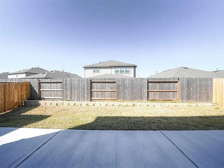 20811 Sheffield Park Dr — Photo 32