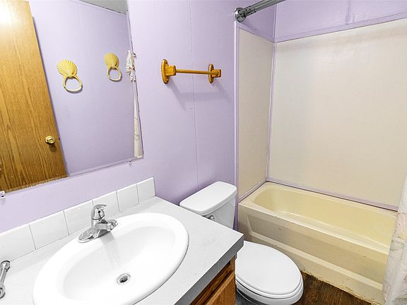 4th image of 1045 Conrad Dr Space 103