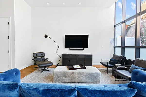 Sold by Compass | media 9