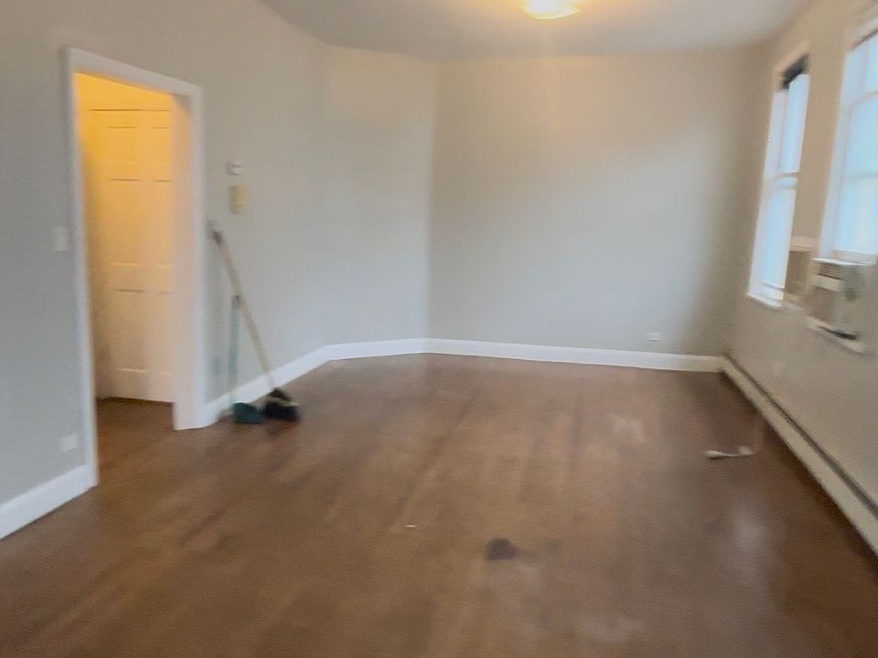 1st image of 4323 Katonah Ave