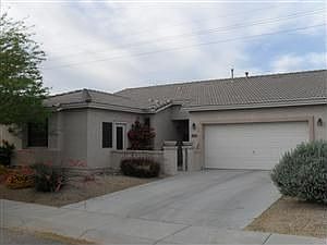 Courtyard & Double Garage