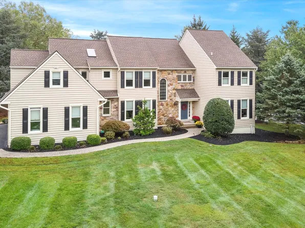 323 Barn Hill Rd, West Chester, PA 19382