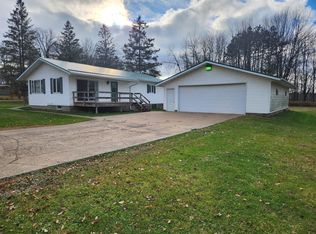 220 S Vance St, Birchwood, WI 54817