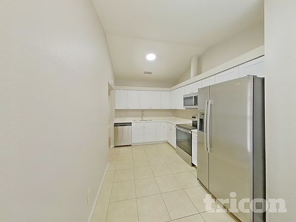 4th image of 3109 Camphor Dr