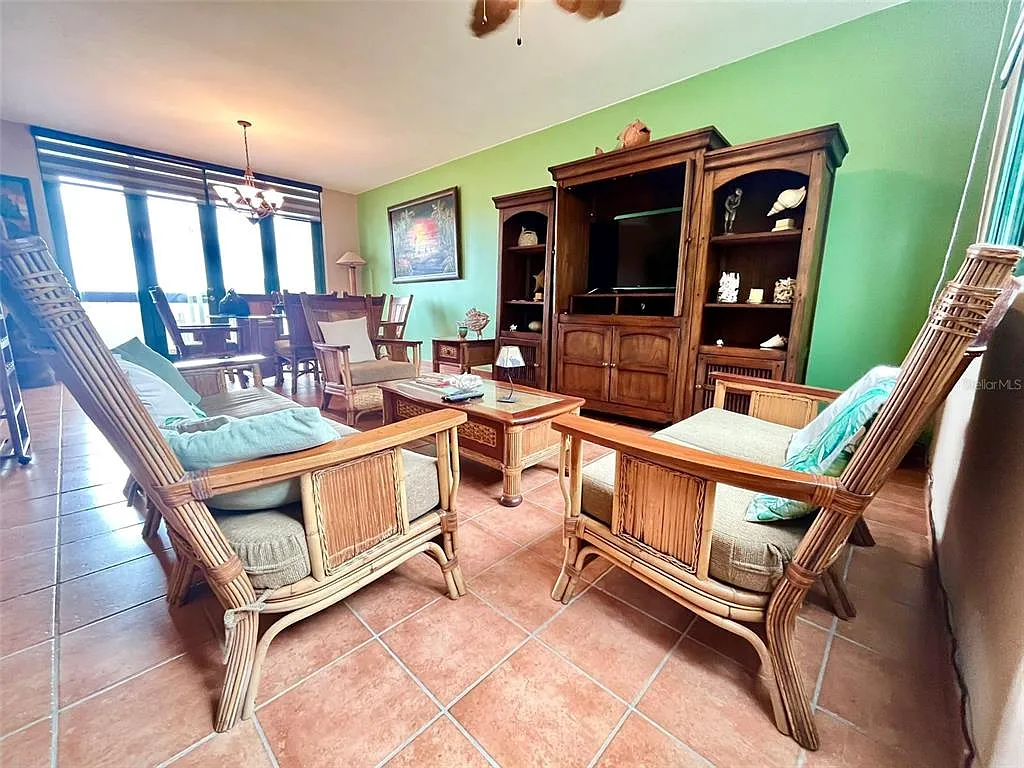 2 bed, 2.0 bath, 1772 sqft, $2,950 — Photo 4
