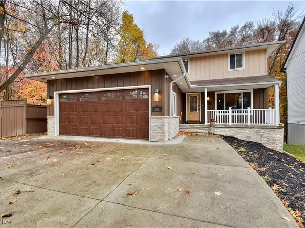 4871 Geraldine Rd, Cleveland, OH 44143