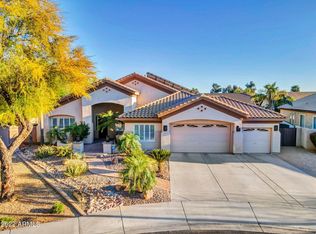 8031 W Louise Dr, Peoria, AZ 85383
