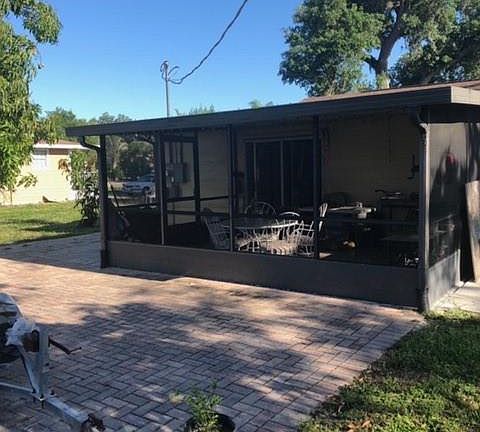 4th image of 11615 Pawley Ave