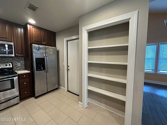 5th image of 1247 Palm Dr