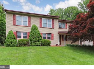 1656 Garnet Mine Rd, Garnet Valley, PA 19060