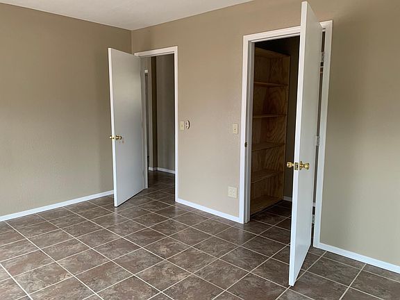 3rd image of 4136 Allen Ct #A