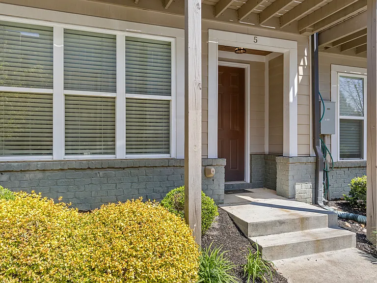 1815 Ridley Blvd #5 — Photo 32