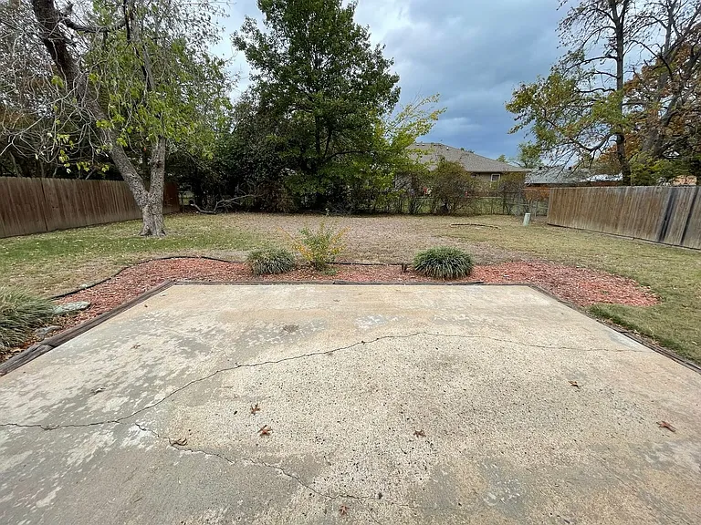 5809 Enid St — Photo 26