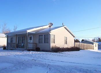 Pretty Ranch..Three bedroom two bath home with fenced back yard and one car garage. Natural gas heat