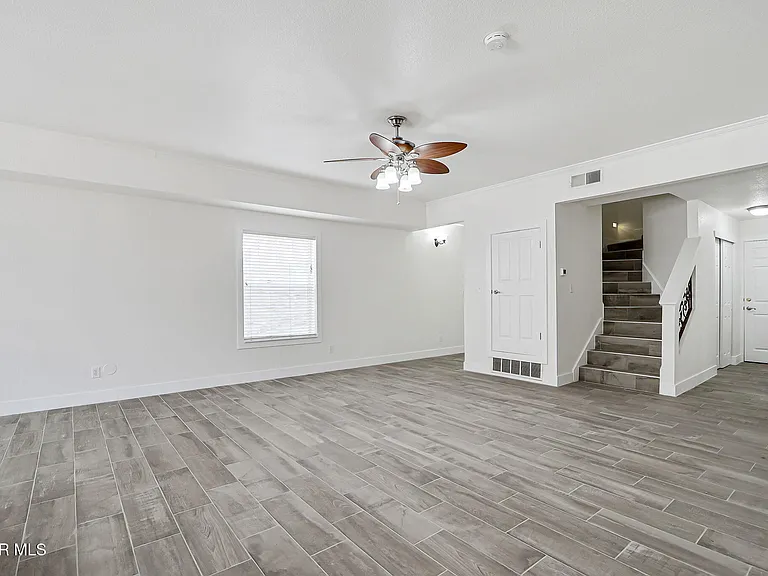 7235 Royal Arms Dr #E — Photo 8